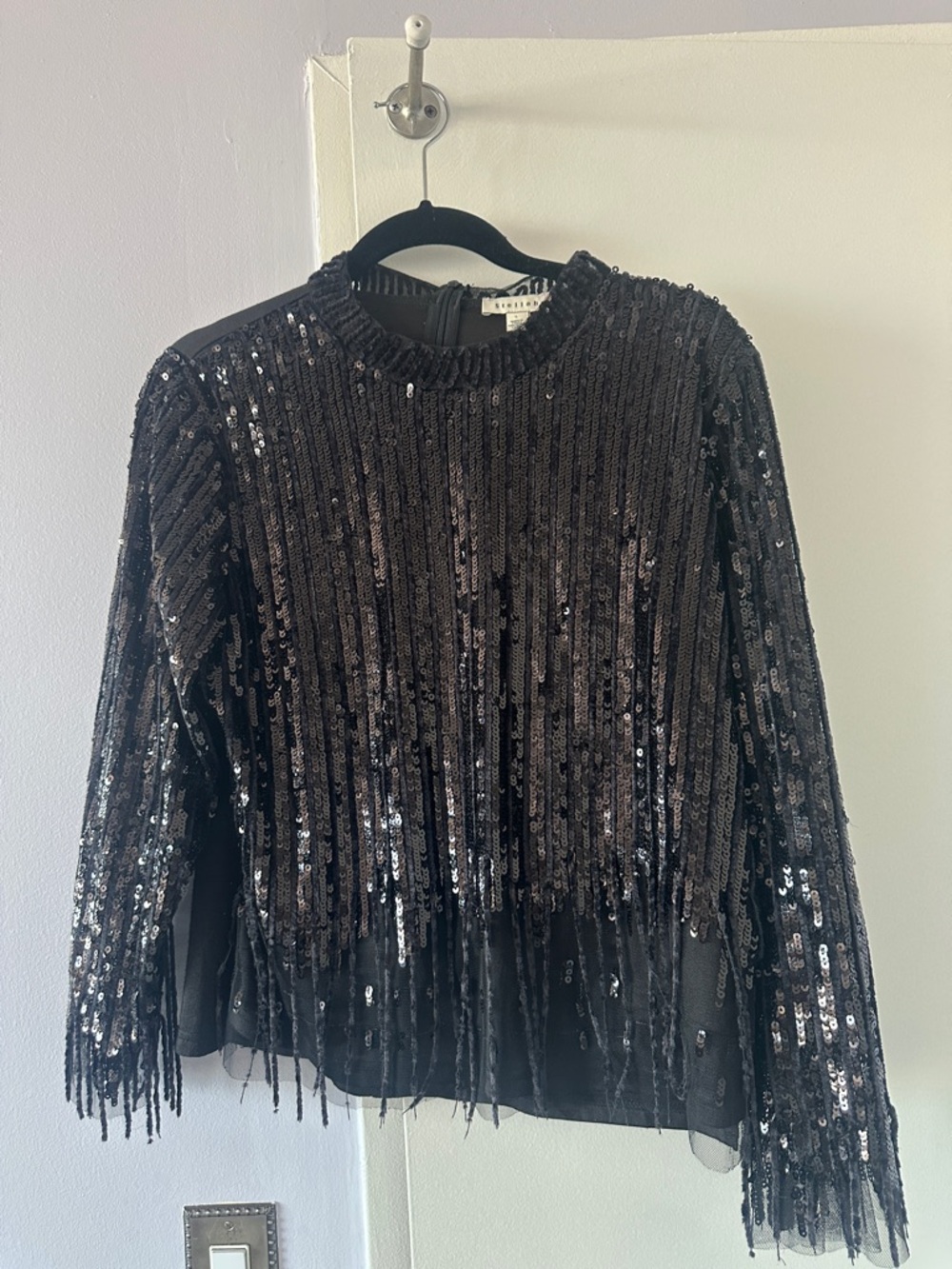 Stellah Black Sequin Long-Sleeve Blouse